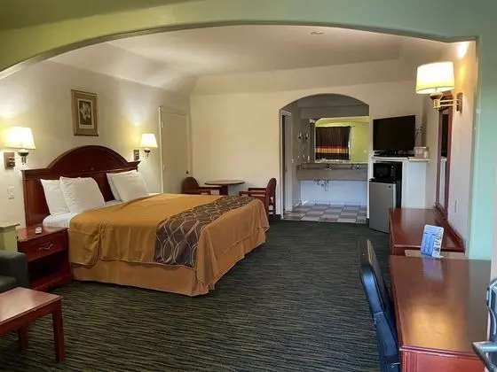Executive Inn And Suites - Oda