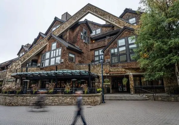 Executive - The Inn at Whistler Village - Öne Çıkan Resim