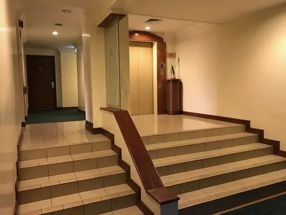 The Executive Hotel Lahad Datu - İç Mekan