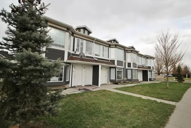 Executive Private Suites near Calgary - Dış Mekan