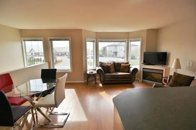 Executive Private Suites near Calgary - Öne Çıkan Resim