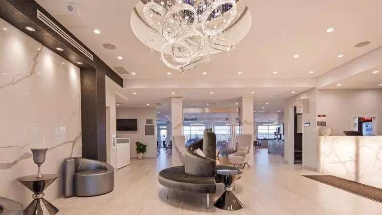 Executive Residency by BW Calgary City View North
