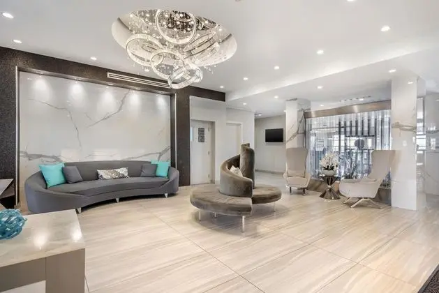 Executive Residency by BW Calgary City View North - Lobi