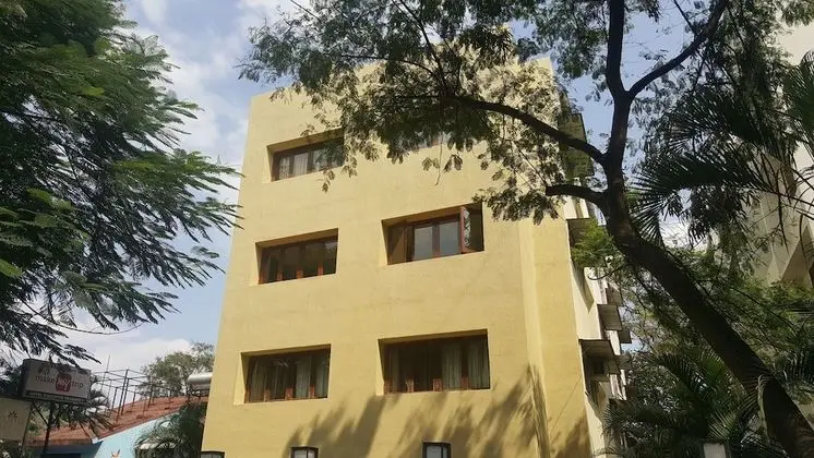 Hotel Executive Residency
