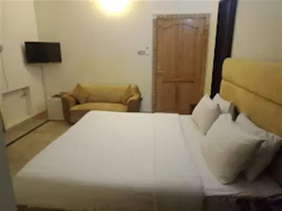 Executive Royal Garden