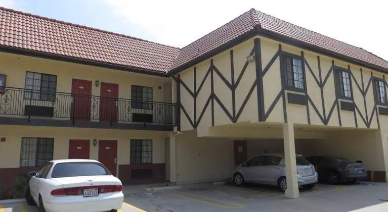 Executive Suites Inn