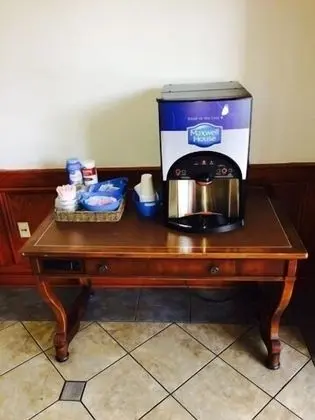 Executive Thibodaux New Orleans Hotel - Yerinde Yemek