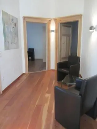 Exklusive Gästezimmer Landau - Oturma Alanı