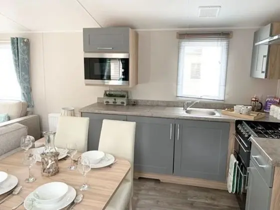 Exotic 3-bed Caravan at Newquay Holiday Park - Yerinde Yemek