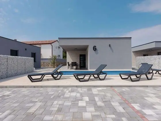 Exotic Holiday Home in Vir With Sauna - Öne Çıkan Resim