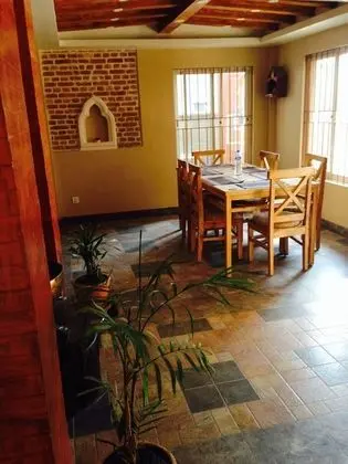 The Exotic House - Lobi