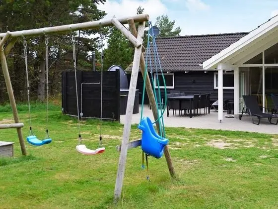 Expansive Holiday Home in Romo With Sauna & Whirlpool