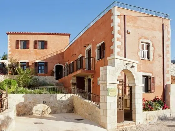 Experience Crete in a Private Villa With Pool, Near the Beach & Restaurants - Dış Mekan