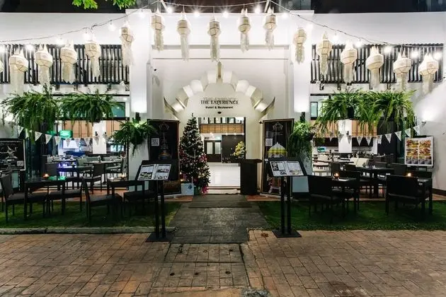 The Experience Walking Street Chiang Mai
