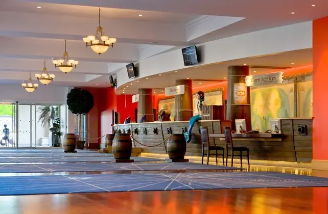 Explorers Hotel Marne La Vallée - Lobi