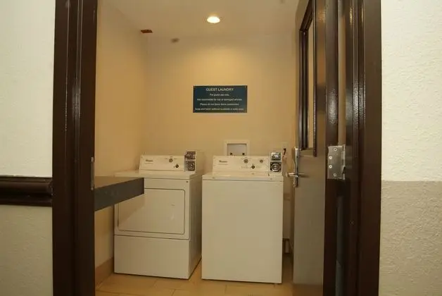 EXPO INN HOTEL
