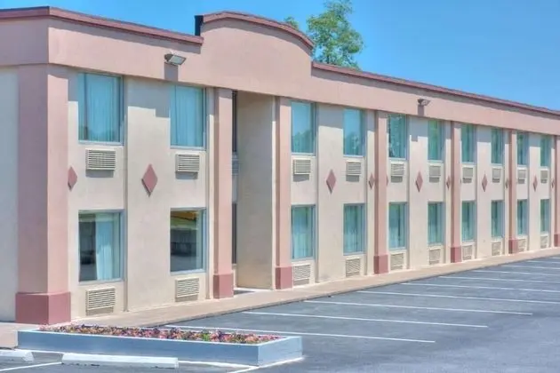 Express Inn - Dış Mekan