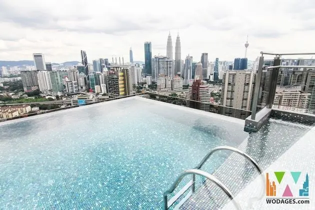 Expressionz KLCC by Wodages - Havuz