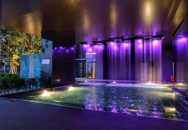 Expressionz Suites by iHost Global - Havuz