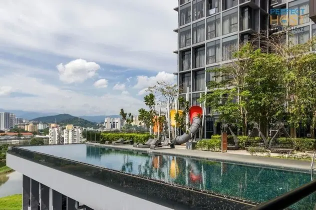 Expressionz Suites KL by Perfect Host