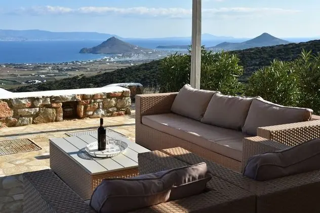 Exquisite villa for 10 with pool, helipad by VillaRentalsgr - Dış Mekan