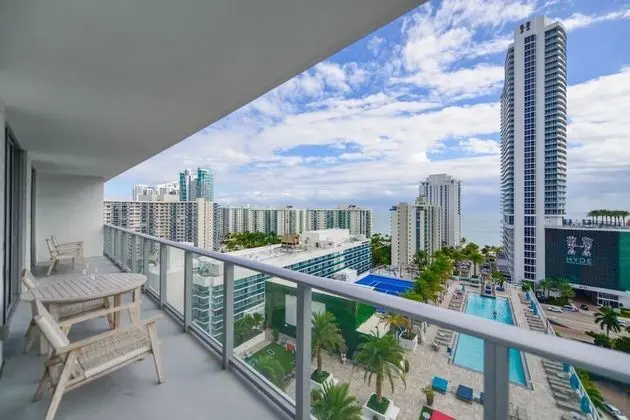 Exquisite 2 BRCondo At Hyde Beach House