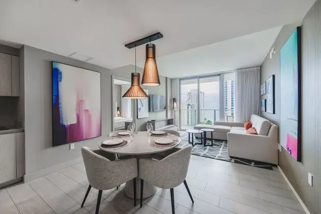 Exquisite 2 BRCondo At Hyde Beach House - Oda Düzeni
