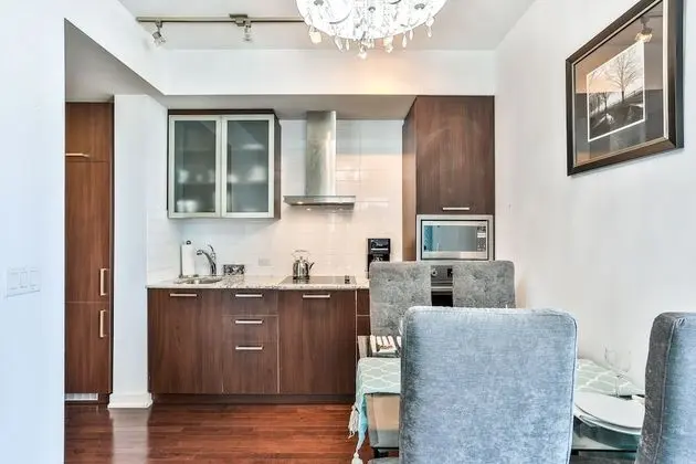 Exquisite 55th Floor 2 Bed 2 Bath Parking - Oda