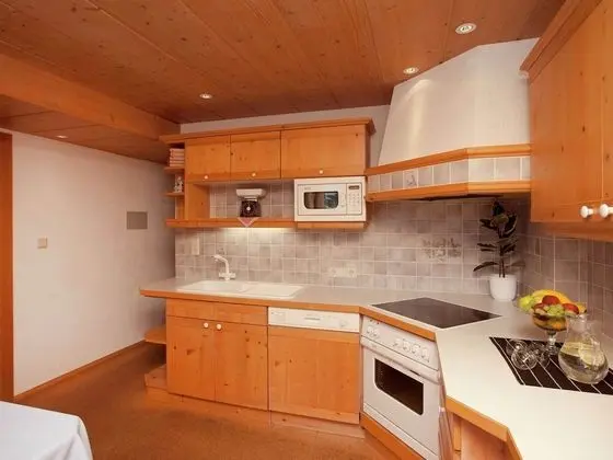 Exquisite Apartment in Kaunerberg Tyrol in the Mountains - Mutfak