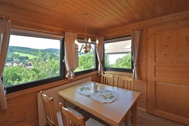 Exquisite Holiday Home in Fischbach With Garden - Yerinde Yemek