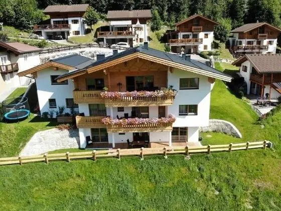 Exquisite Holiday Home near Ski Area in Königsleiten