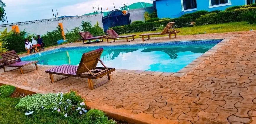 Exquisite Modern Apartment in Lusaka - Havuz