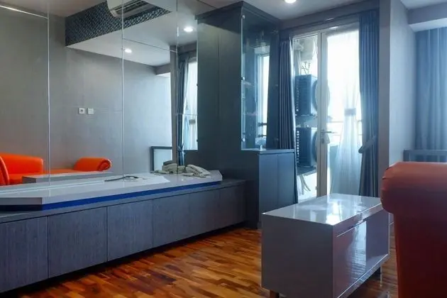 Exquisite & Spaciuos 1BR Apartment at Tamansari Papilio - Dış Mekan