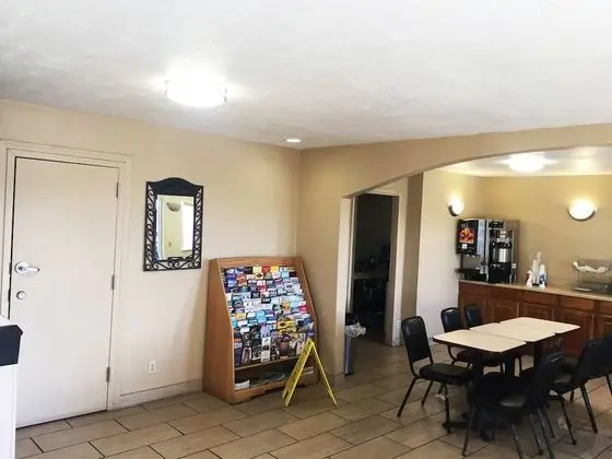 Extend A Suites Midtown Albuquerque - Lobi