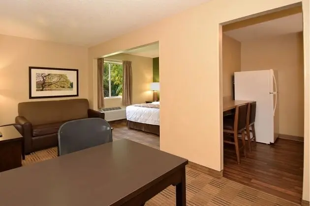 Extended Stay America - Chicago - Lombard - Yorktown Center