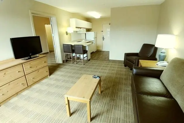 Extended Stay America - Cleveland - Airport - North Olmsted