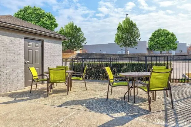 Extended Stay America - Dallas - Bedford - Havuz
