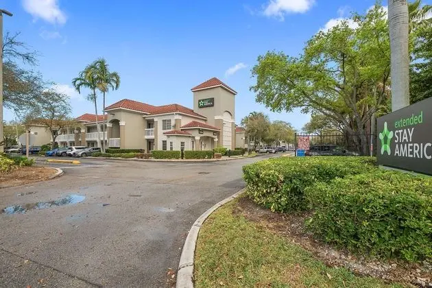 Extended Stay America-Miami-Airport-Blue Lagoon - Dış Mekan
