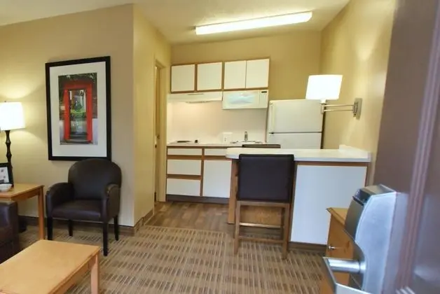 Extended Stay America San Diego - Sorrento Mesa