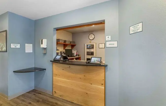 Extended Stay America Select Suites - Akron - South - Lobi