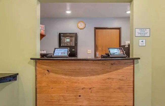 Extended Stay America Select Suites - Indianapolis - Greenwood - Lobi