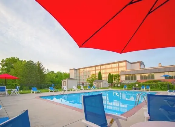 Exton Hotel & Conference Center - Havuz