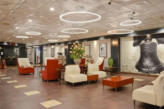 Exton Hotel & Conference Center - Lobi