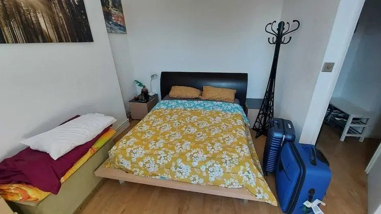 Extra Large One Bedroom Flat With Parking - Bar