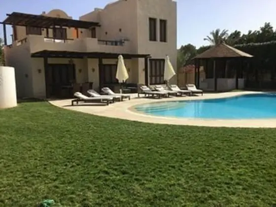 Extremely Private Villa With Optional Pool Heating - Dış Mekan