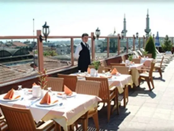 Eyfel Otel
