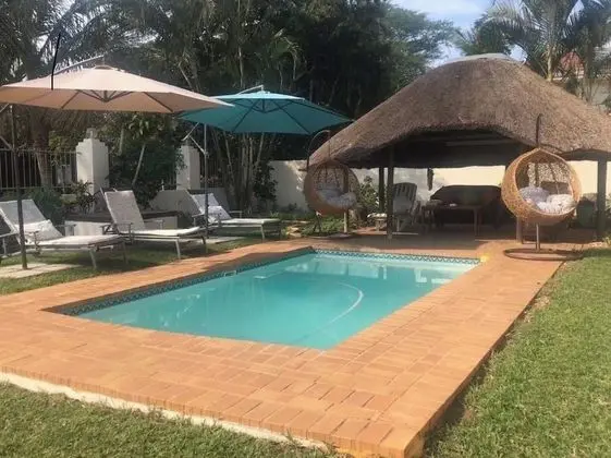 Ezulwini Guest House - Executive Double Room With Pool View, 2 Guests in Balito - Havuz