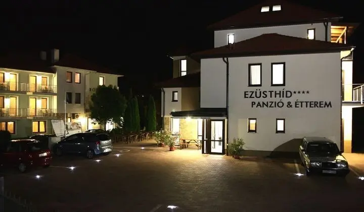 Ezüsthíd Hotel - Dış Mekan