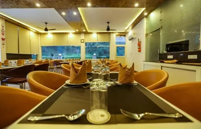 Ezzenza Mahayana Resort & Spa - Yerinde Yemek