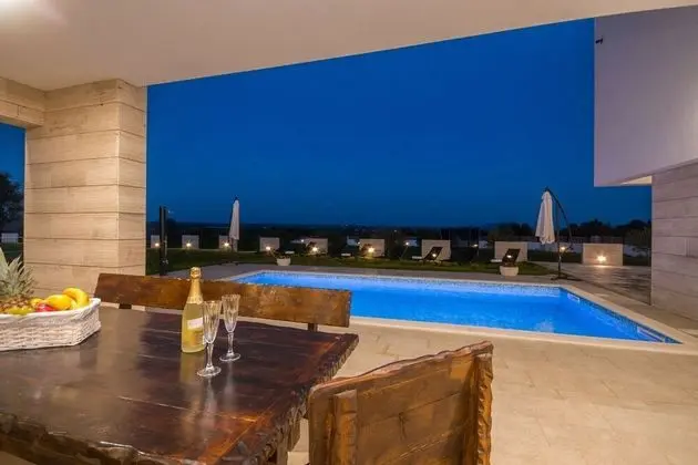 Villa F A Five Stars gym Ensuite Bedrooms Rural Area Private Pool